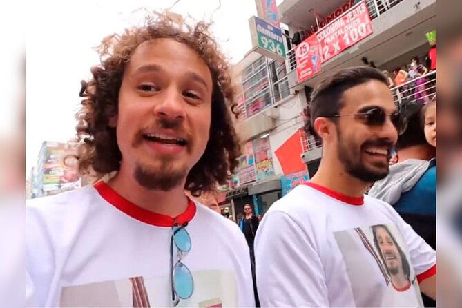 gamarra-bizzare-tour-coca-leaf-reading-with-a-local-shaman