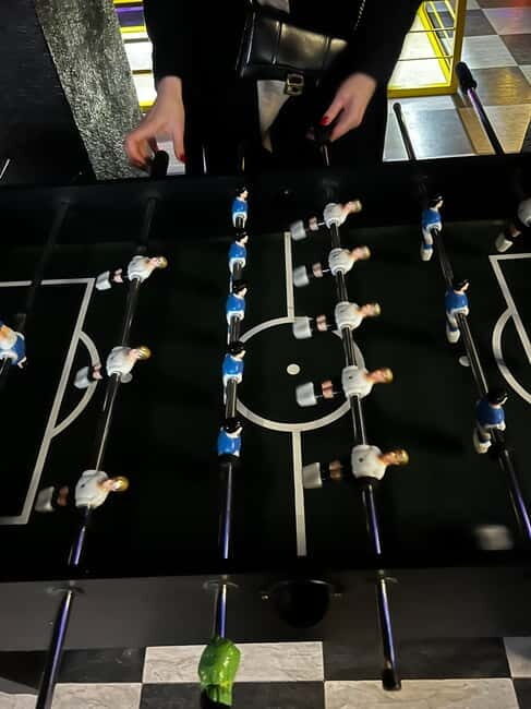 Game Night & Pub Crawl - Who Is This Tour Best For?