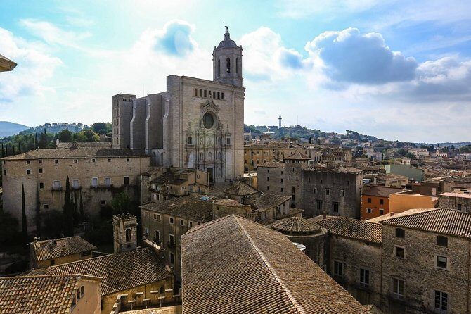 Game of Thrones: Medieval Girona Private Tour with Hotel pick-up - The Itinerary in Detail