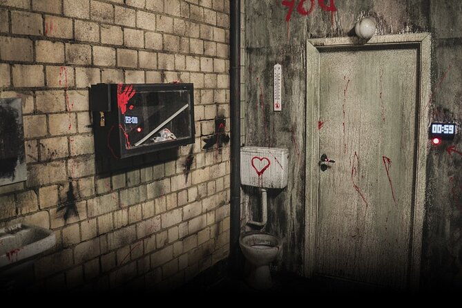 game-over-ultimate-escape-room-private-experience