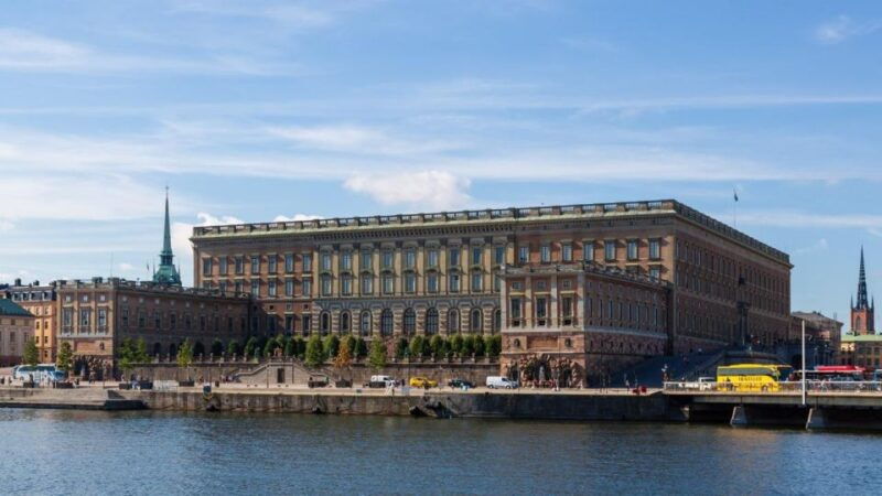 gamla-stan-essential-tour-of-stockholm