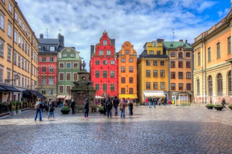 gamla-stan-essential-tour-of-stockholm