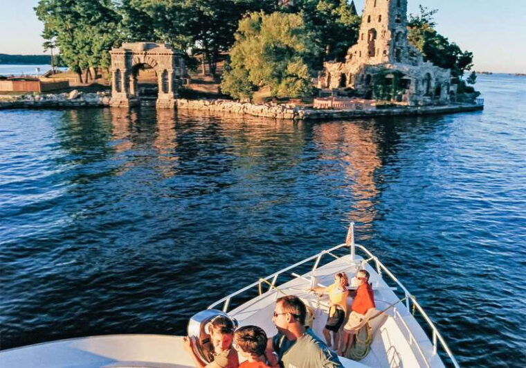 gananoque-1000-islands-cruise-with-boldt-castle-option-2