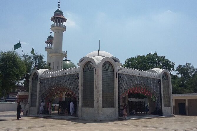Ganda Singh Border Flag Ceremony 1-day Tour with Dinner - A Genuine Look at What You’ll Experience