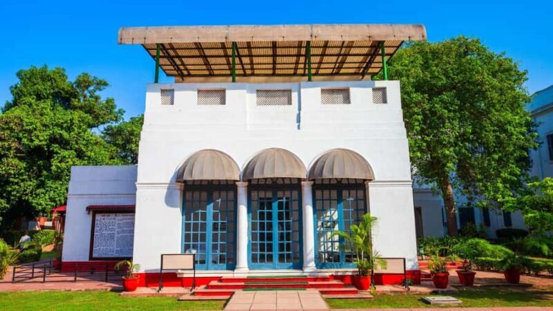 Gandhi Smriti & Legacy: Guided Half-Day Trip with a Local - The Experience of Visiting Gandhi Smriti
