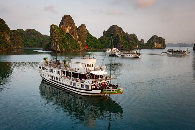 Garden Bay Classic 2-day Bai Tu Long Serene Voyage - Key Points