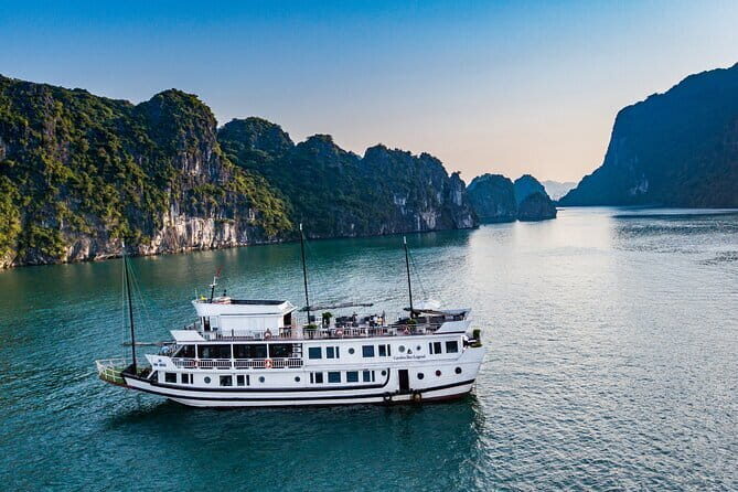 Garden Bay Cruises - Traditional Wooden Boat to Bai Tu Long Bay - Key Points