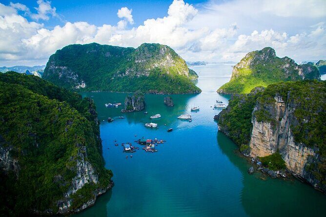 Garden Bay Legend 2 Day in Bai Tu Long - An Overview of the Bai Tu Long Bay Experience