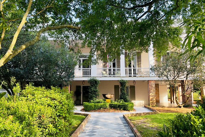 garden-district-walking-tour