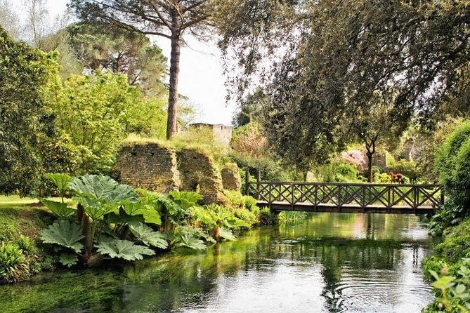 garden-of-ninfa-and-sermoneta-day-trip-from-rome-with-lunch