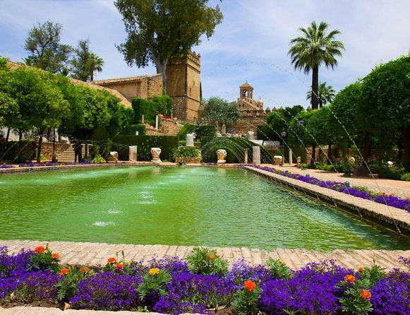 gardens-fortress-of-catholic-kings-tickets-tour-in-english-2