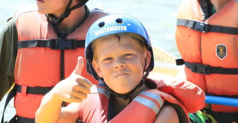 gardiner-scenic-raft-float-on-the-yellowstone-river