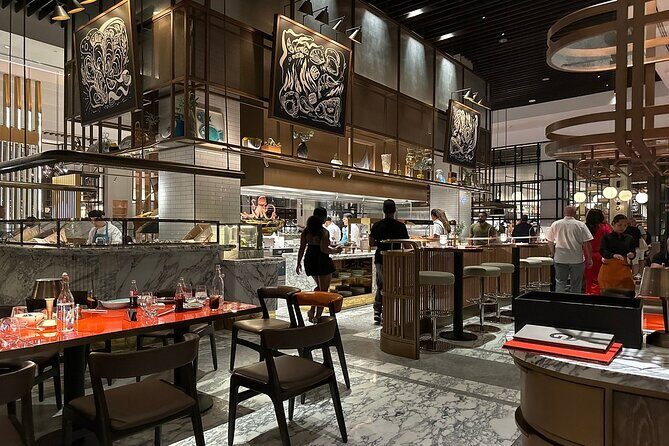 Gastronomy at Atlantis The Royal Dubai with Balloon Flight Option - FAQs