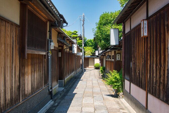 gateway-to-kyoto-walking-tour-for-first-time-visitors