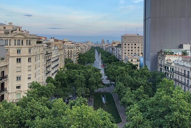 gaudi-and-barcelona-legends-private-tour