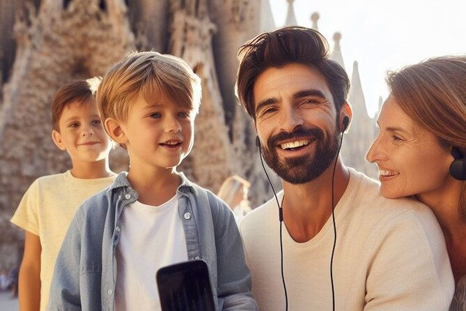 gaudi-and-la-sagrada-familia-exterior-self-guided-audio-tour