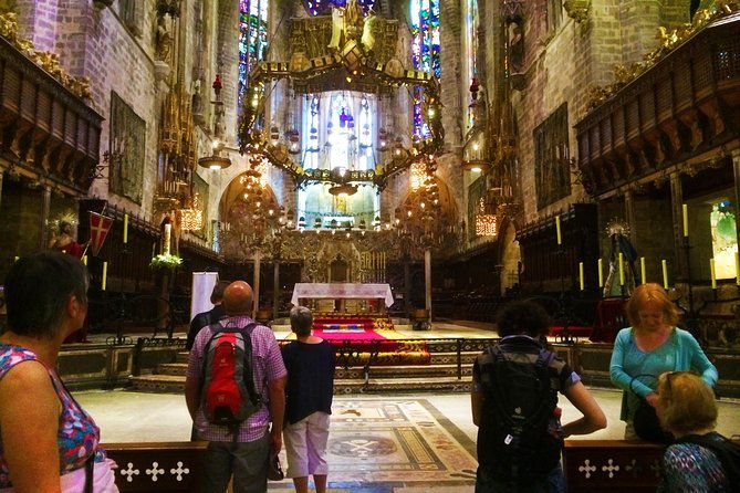 gaudi-and-modernist-art-guided-tour-in-palma-de-mallorca