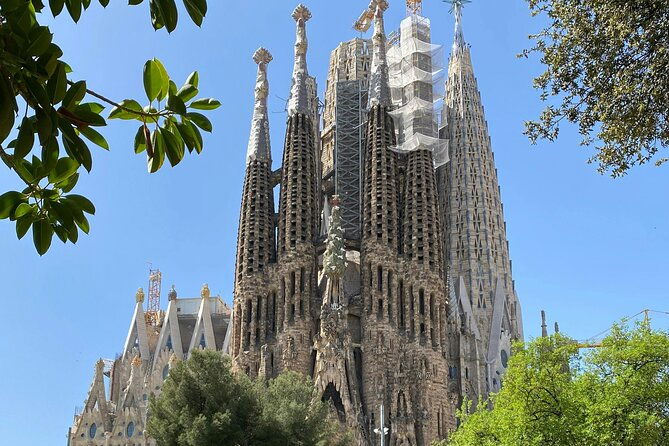 gaudi-and-sagrada-familia-private-tour-in-barcelona