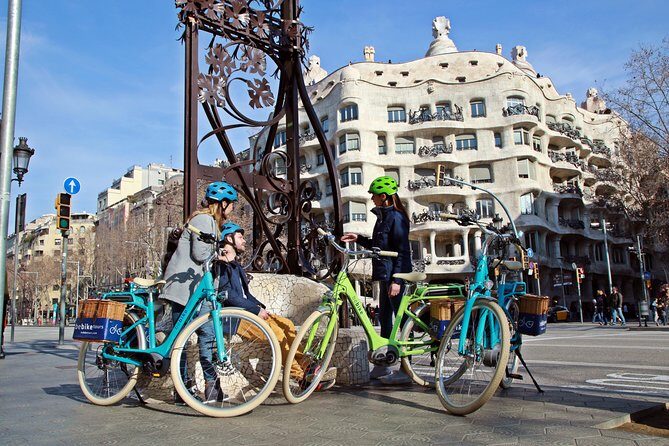 Gaudi E-Bike Tour in Barcelona - FAQ  