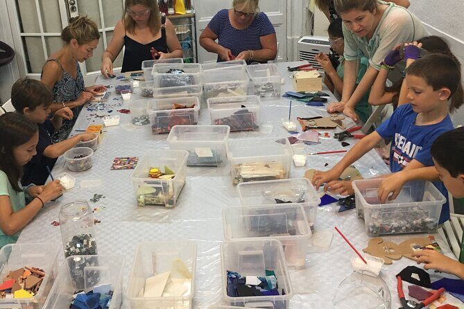 Gaudi Experience: Trencadis / Mosaic Workshop in Barcelona - The Experience for Different Travelers