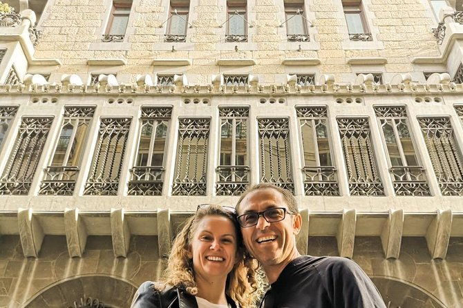 gaudi-houses-private-tour-la-pedrera-casa-vicens-skip-the-line