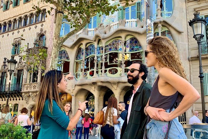 gaudi-modernisme-and-spanish-wine