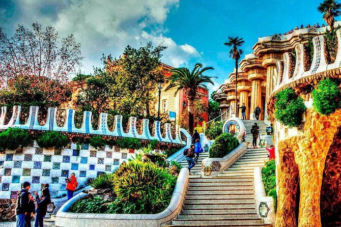 gaudi-private-tour-with-sagrada-familia-park-guell-tickets