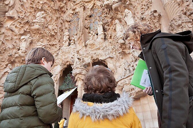 Gaudi & Sagrada Familia Donation-Based Tour in English - Frequently Asked Questions