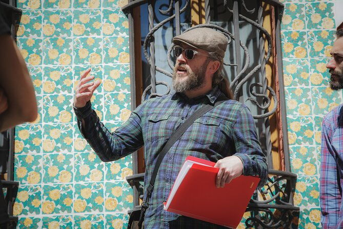 gaudi-unesco-highlights-small-group-bike-tour
