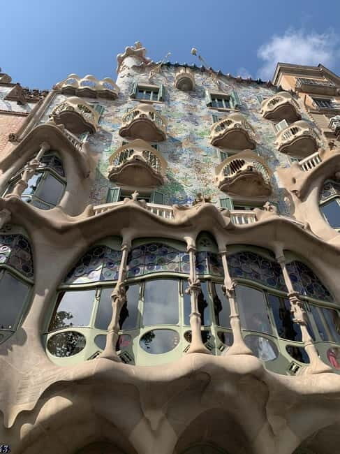 Gaudi's legacy.Exclusive tour to Park Güell & Casa Batlló - The Value Proposition