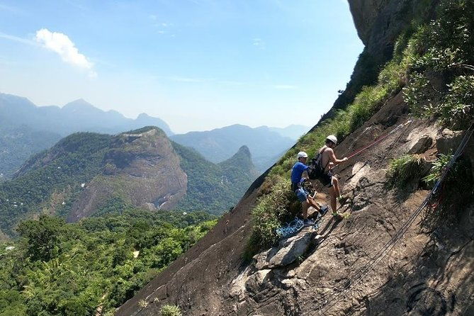 gavea-rock-hiking-tour-with-safety-equipment