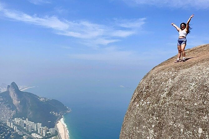 gavea-stone-hiking-tour