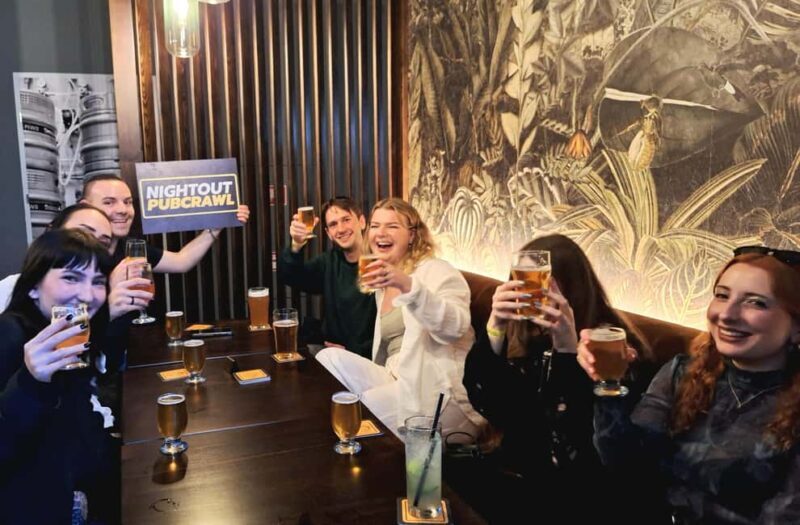 Gdansk 2025: Pub Crawl with Local Guide and Welcome Shots - Key Points