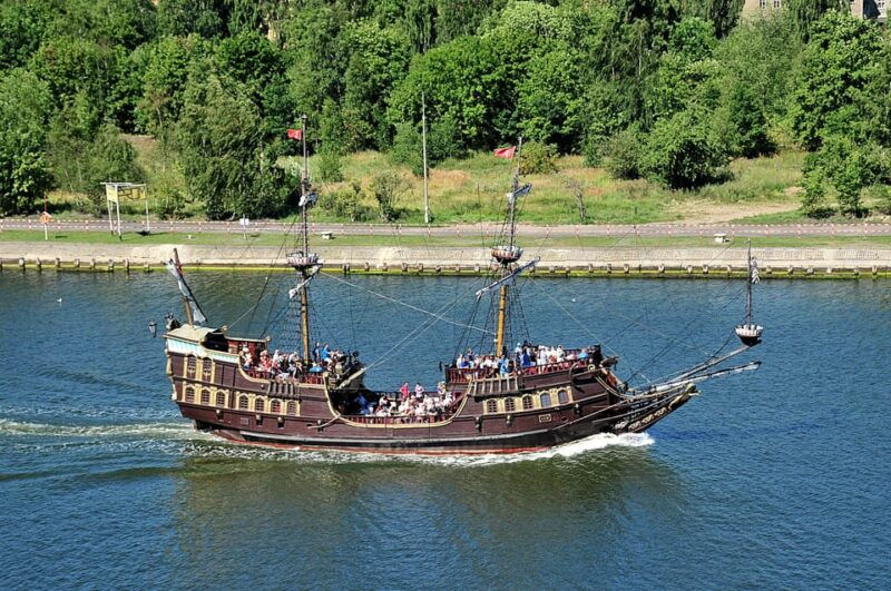 gdansk-guided-round-trip-cruise-to-westerplatte