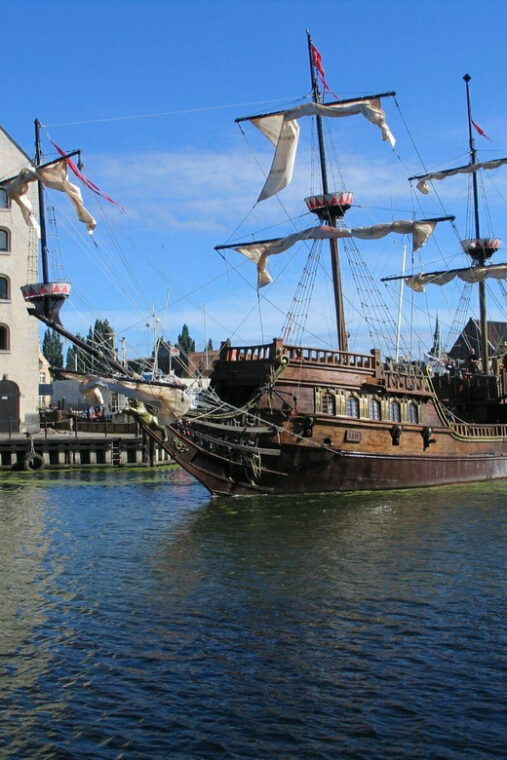 gdansk-guided-round-trip-cruise-to-westerplatte