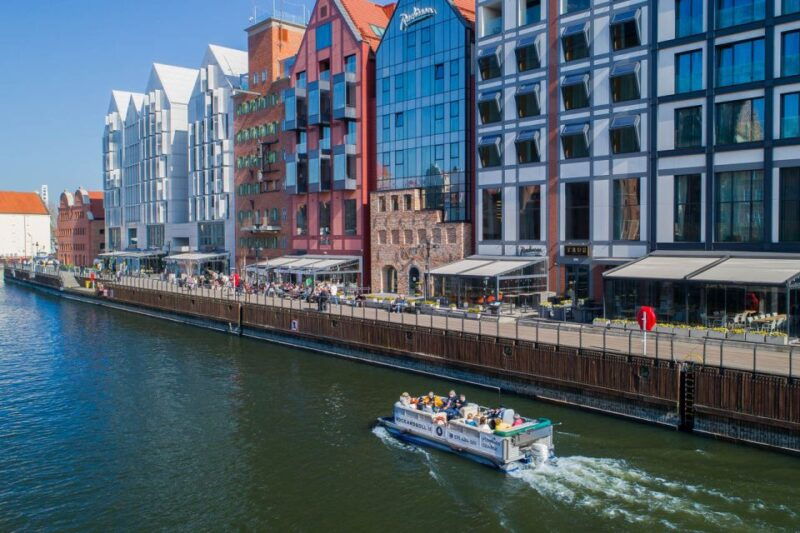 gdansk-motlawa-river-sightseeing-catamaran-cruise