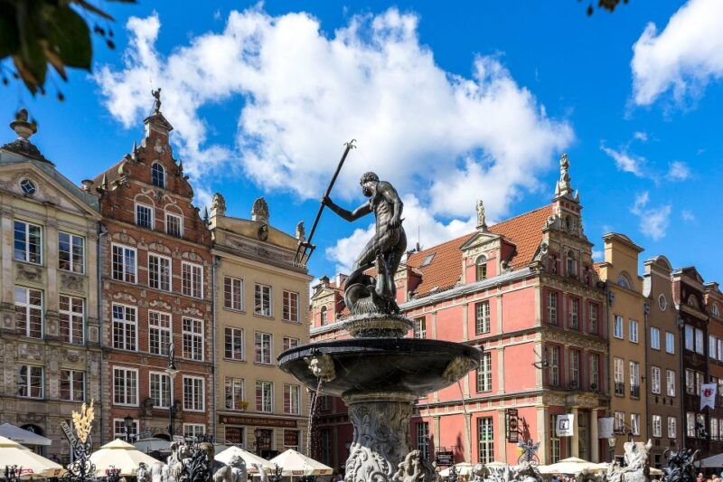 gdansk-old-town-private-walking-tour-with-legends-and-facts-2