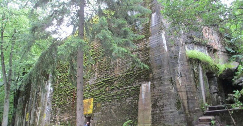 gdansk-private-wolfs-lair-tour