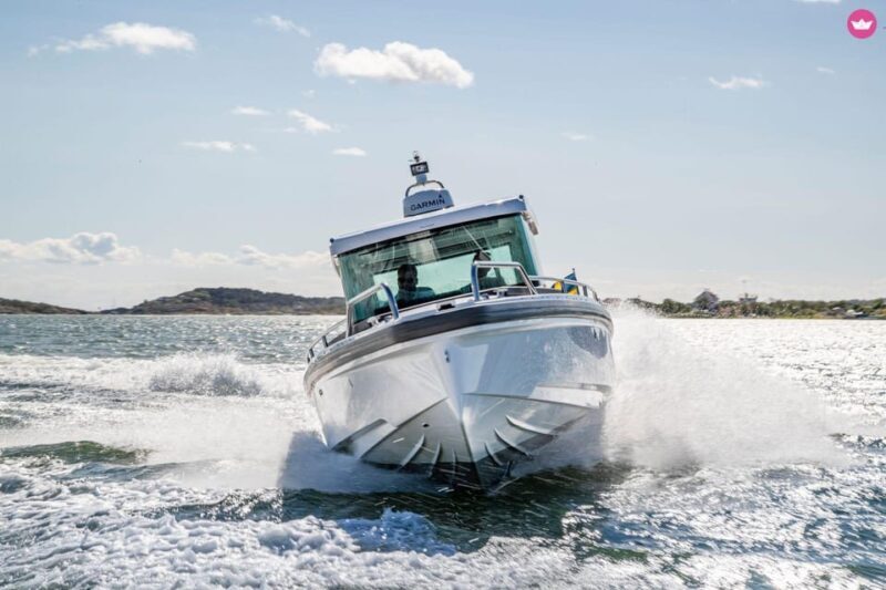 Gdansk/Sopot/Hel/Jastarnia: Private Cruise on a motorboat - The Sum Up