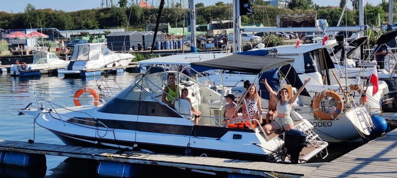 Gdask: 4-hours Private Boat Tour with Skipper - Discovering Gdask from the Water: What to Expect