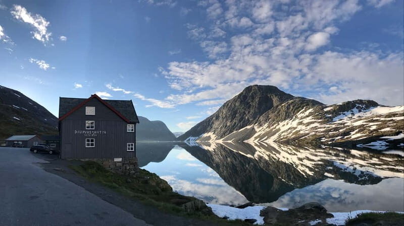 Geiranger Fjord: Downhill Self-Guided Bike Tour - Key Points