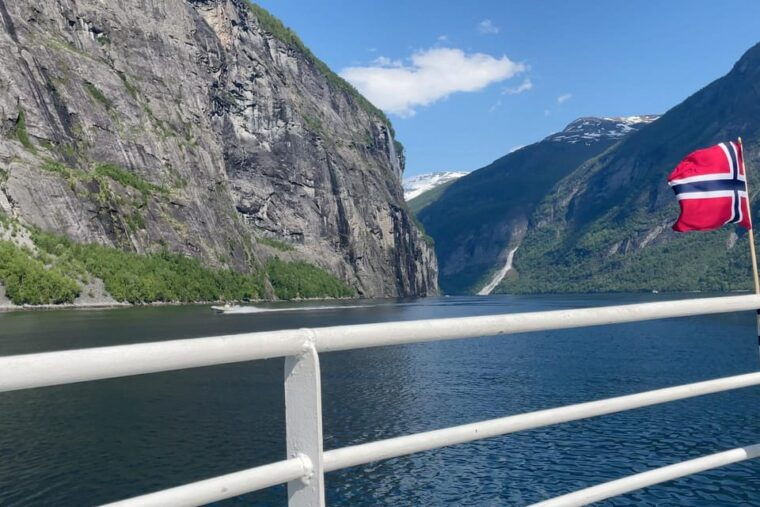 geiranger-fjord-tour-from-hellesylt-2-hours-in-geiranger
