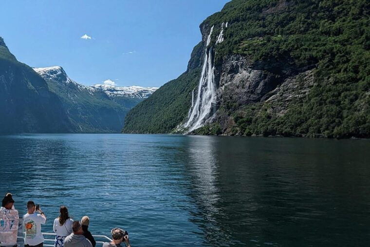 geiranger-fjord-tour-from-hellesylt-2-hours-in-geiranger