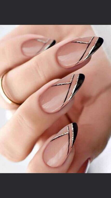 gel-nail-polish-and-nail-extensions