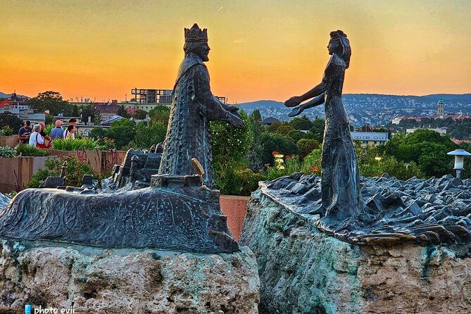 gellerthegy-hill-walk-the-jade-stone-of-budapest