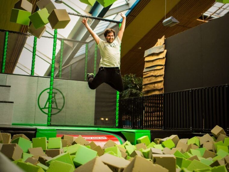 gelsenkirchen-alma-park-trampoline-area-admission