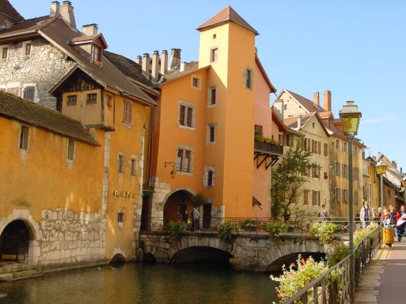 Geneva: Annecy, the Venice of the Alps and Geneva City Tour - Detailed Itinerary Breakdown