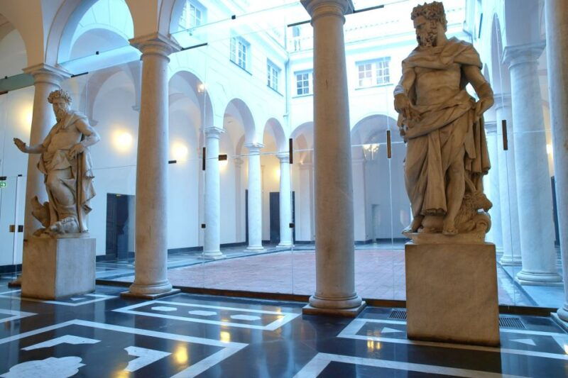 genoa-2-hour-guided-walking-tour-of-the-historical-center