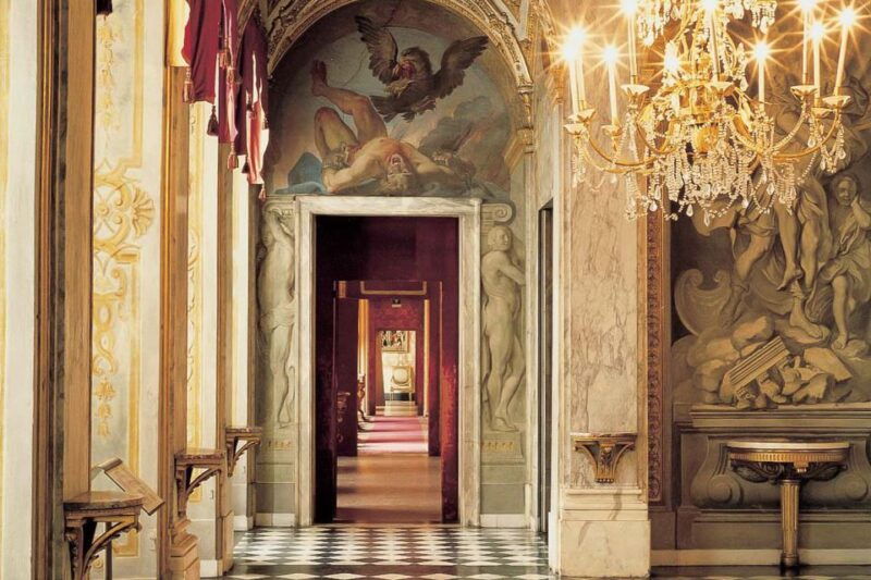 genoa-2-hour-guided-walking-tour-of-the-historical-center