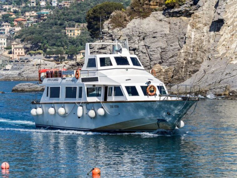 genoa-full-day-tour-to-camogli-san-fruttuoso-portofino